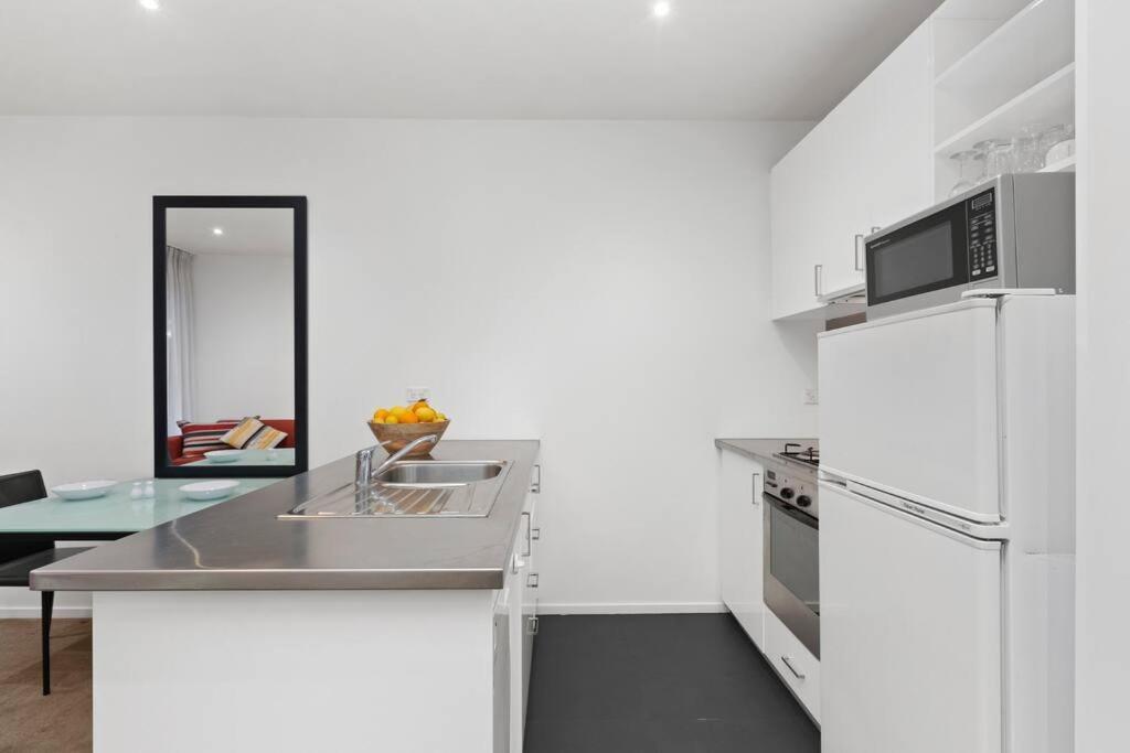 108 Astral Apartments Melburne Exterior foto